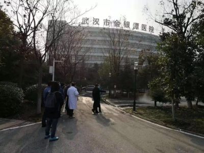 中冶南方技术人员在武汉金银潭医院实地考察
