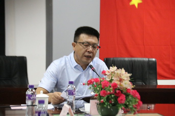 高永学主持专题会议