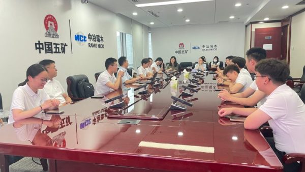 1 应届毕业生自我介绍