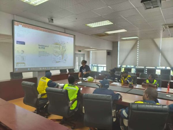 2123d591c40b960051d88fa2f9fae13f